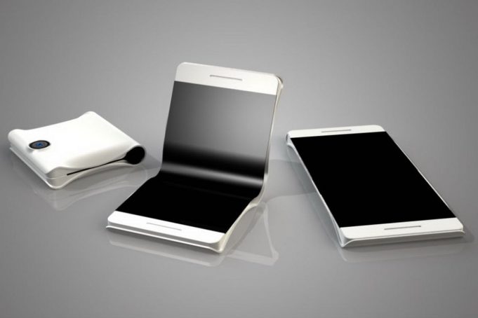 Серийный выпуск смартфонов Samsung со сгибающимися дисплеями начнется в этом году