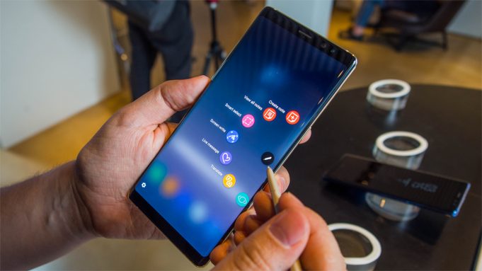 Samsung показала прототип смартфона с поддержкой 5G
