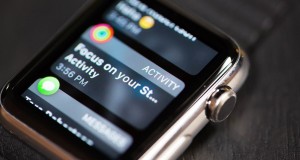 Apple представила второе поколение "умных" часов