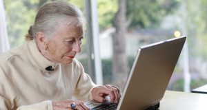 Ноутбук лучше для пожилого человека, обзор 2016