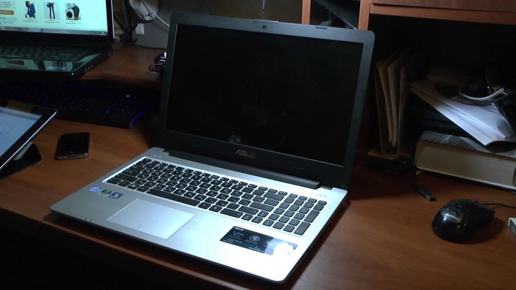 Ноутбук в металлическом корпусе 2018 года